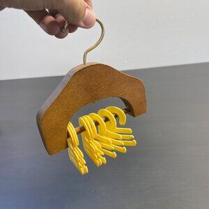 Vintage Wood Brass Tie Belt Scarf Travel Butler Organizer Rack 9 Plastic Holders